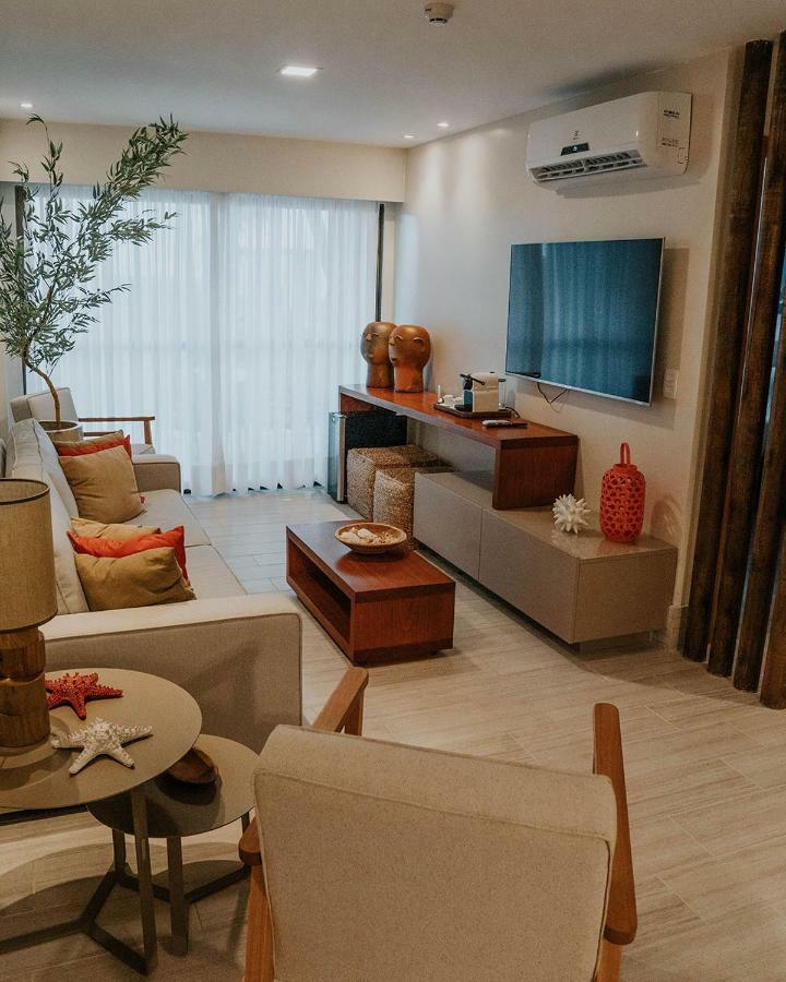 Apartamento de 3 Quartos com Vista do Mar e Piscina Privativa